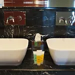 Georges Galata Hotell 4*