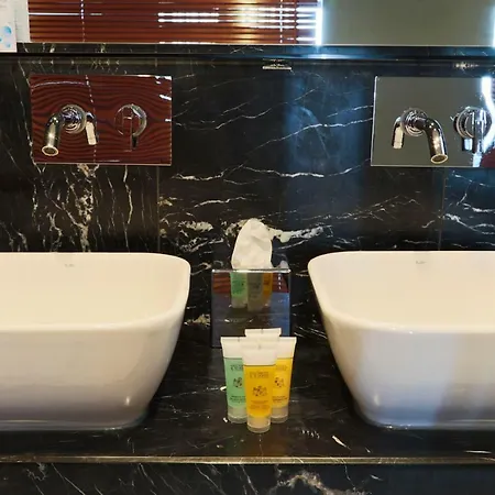 Georges Galata Hotel 4*