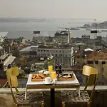 Georges Galata 4*