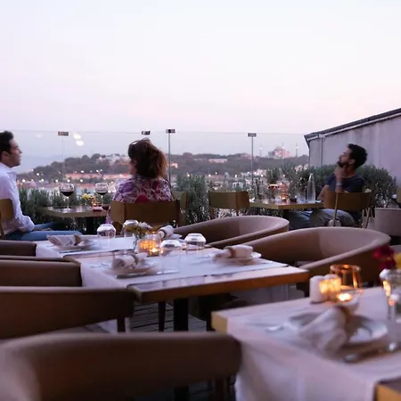 Georges Galata Otel 4*