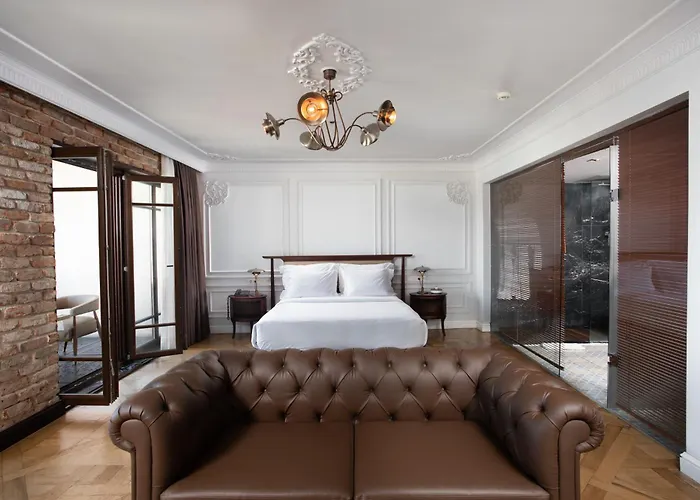 ジョージズ ガラタ 4* イスタンブール