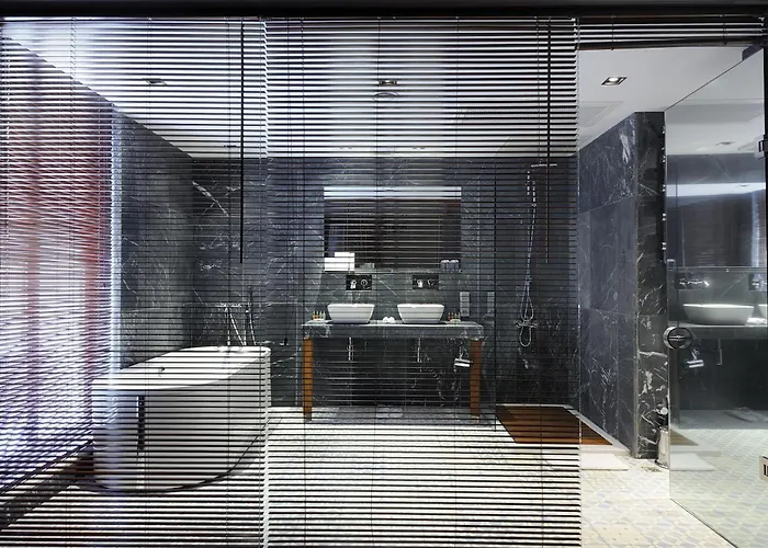 ジョージズ ガラタ