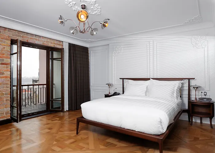 ジョージズ ガラタ ホテル 4*