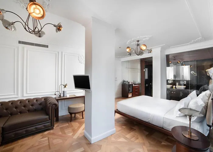 ジョージズ ガラタ ホテル 4*