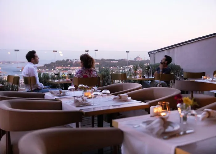 ジョージズ ガラタ ホテル 4*